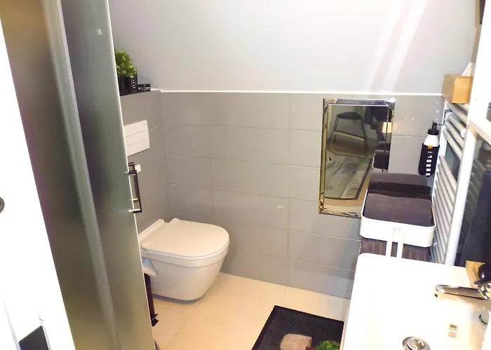Cozy On Metro Apartament *